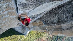 kl-free-solo-honnold-film-_09_Alex-Honnold-free-solo-freerider-el-capitan-aufmacher-c-National-GeographicJimmy-Chin-1 (jpg)