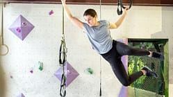 kl-ninja-warrior-training-stuntwerk-lilli-kiesgen-affenschaukel-grams-n (jpg)