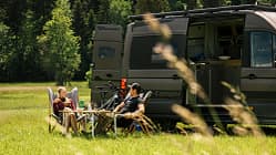Camping im Sommer mit dem Wohnmobil