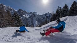 Schlitten fahren Rodeln Winter Schnee Elferbahn Stubai Österreich Schlitten fahren Rodeln Winter Schnee Elferbahn Stubai Österreich