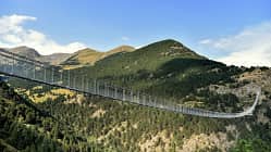Fußgänger Hängebrücken in Europa - Wanderhighlights - Skywalks - Tibetan-Bridge-of-Canillo-in-Andorra