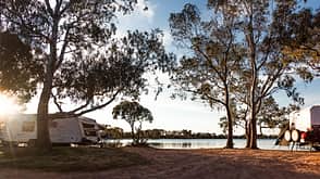 river bank, river, kayak, caravan park, caravan, camping, Lake L Camping in Victoria