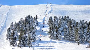 Ski Resort at Kalavrita in Griechenland Skigebiet Schnee Ski Resort at Kalavrita in Griechenland Skigebiet Schnee