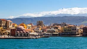 Old town, Chania, Crete, Greece in front a snow covered mountains Kreta Ski fahren Berge Old town, Chania, Crete, Greece in front a snow covered mountains Kreta Ski fahren Berge