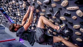Bouldern am Tensionboard Bouldern am Tensionboard