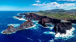 Azoren wandern Urlaub Insel Graciosa Leuchtturm von Ponta da Barca Küste Meer Azoren wandern Urlaub Insel Graciosa Leuchtturm von Ponta da Barca Küste Meer