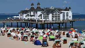 Strände Deutschland Strand Urlaub Sommer Binzer Strand Rügen Ostsee Strandkorb Strände Deutschland Strand Urlaub Sommer Binzer Strand Rügen Ostsee Strandkorb