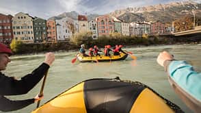 ,Unit Reise,Innsbruck,Rafting,2017,Sommer,Wassersport,IBK,Fluss,Stadt Sechs Alpen Highlights: Innsbruck