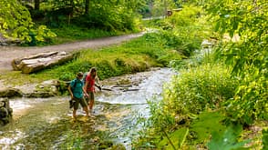 Schloss Lichtenstein, Schwäbische Alb, Frühling