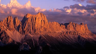 od-2019-dolomiten-jubilaeum-Suedtirols-Sueden_Rosengarten_Abend_Alpengluehen_c-IDM-Suedtirol_Valentin-Pardeller (jpg)