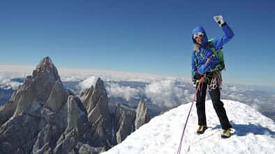 KL-Damenbegehung-Cerro-Torre-Christina-on-top-of-Cerro-Torre-(C)-Caro-North (jpg)