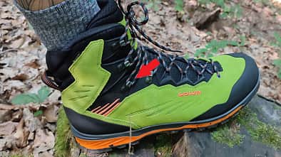 Lowa / Tiefzughaken / Schnüren 