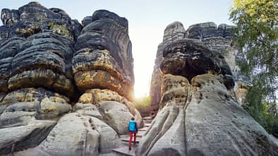 Wandern in Sachsen - Sächsische Schweiz - zwischen Felsen im Elbsandsteingebirge