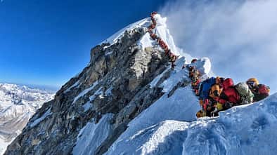 Stau am Gipfel des Mount Everest 