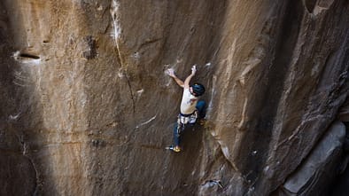 Jacopo Larcher klettert die schwierigste Trad-Route Frankreichs