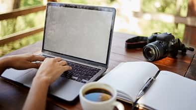 Laptop, Urlaub, Terrasse, Kaffeepause, Kamera