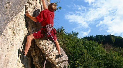 kl-schwaebische-alb-klettern-2017-geschlitzter-fels-grande-finale-jonas-junker (jpg) kl-schwaebische-alb-klettern-2017-geschlitzter-fels-grande-finale-jonas-junker (jpg)