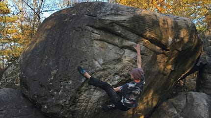 kl-bouldern-in-fontainebleau-nils-plat-de-saison-7a-3563-bearb (jpg) kl-bouldern-in-fontainebleau-nils-plat-de-saison-7a-3563-bearb (jpg)