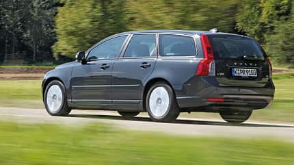 OD-2012-DieBestenFamilienautos-bis30.000-Volvo-V50 (jpg) OD-2012-DieBestenFamilienautos-bis30.000-Volvo-V50 (jpg)