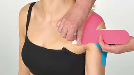 KL-Kinesio-Taping-fuer-Kletterer-Schulterschmerz-173-2 KL-Kinesio-Taping-fuer-Kletterer-Schulterschmerz-173-2