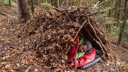od-0413-survival-schlafplatz (jpg) od-0413-survival-schlafplatz (jpg)