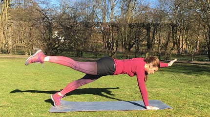 od-keen-trailfit-2017-Workout_draussen_Zweipunktstuetz (jpg) od-keen-trailfit-2017-Workout_draussen_Zweipunktstuetz (jpg)