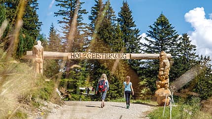 od-2019-bayern-family-holzgeisterweg1-ruhpolding-tourismus(pg) od-2019-bayern-family-holzgeisterweg1-ruhpolding-tourismus(pg)