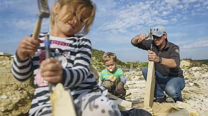 od-2019-bayern-family-npa-0367-naturpark-altmuehltal-fossilien sammeln mühlheim (jpg) od-2019-bayern-family-npa-0367-naturpark-altmuehltal-fossilien sammeln mühlheim (jpg)