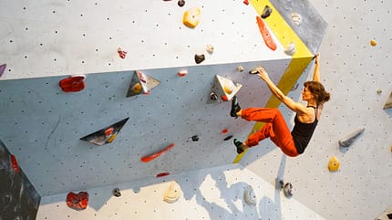 kl-bouldern-kletterhalle-tipps-anfänger-teaser kl-bouldern-kletterhalle-tipps-anfänger-teaser
