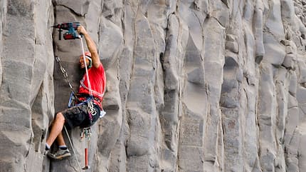 kl-bouldern-kapverden-ibo-bolting-ben-7c-c-mustafa-eren (jpg) kl-bouldern-kapverden-ibo-bolting-ben-7c-c-mustafa-eren (jpg)