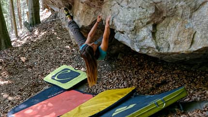 kl-crashpad-knowhow-bouldermatte-prisca-matten-management-04 (jpg) kl-crashpad-knowhow-bouldermatte-prisca-matten-management-04 (jpg)