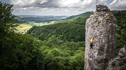 kl-klettern-frankenjura-nuernberger-turm-c-rico-haase-n (jpg) kl-klettern-frankenjura-nuernberger-turm-c-rico-haase-n (jpg)