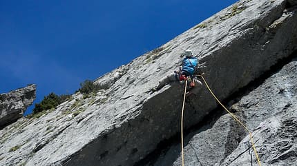 kl-alpinklettern-schweiz-route-xl-schafberg-suedwand-c-marcel-dettling-5467 (jpg) kl-alpinklettern-schweiz-route-xl-schafberg-suedwand-c-marcel-dettling-5467 (jpg)