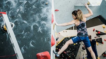 kl-boulderqueens-boulder-tipps-miho-nonaka-boulder-testen-claudiaziegler_3606 (jpg) kl-boulderqueens-boulder-tipps-miho-nonaka-boulder-testen-claudiaziegler_3606 (jpg)