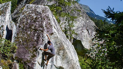 kl-bouldern-gebiete-oesterreich-2017-c-markus-ixmeier-img-8528 (jpg) kl-bouldern-gebiete-oesterreich-2017-c-markus-ixmeier-img-8528 (jpg)