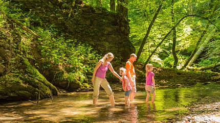 od-2016-hunsrueck-Wanderer-im-Baybachtal3 (jpg) od-2016-hunsrueck-Wanderer-im-Baybachtal3 (jpg)
