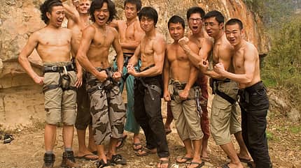 KL-Yangshuo-Twin-Gate---my-chinese-friends-showing-their-muscles-- (jpg) KL-Yangshuo-Twin-Gate---my-chinese-friends-showing-their-muscles-- (jpg)