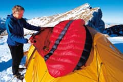 OD Boris lüftet Schlafsack OD Boris lüftet Schlafsack
