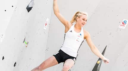 kl-janja-garnbret-interview-c-rene-oberkirch-47883249251_0805907cb6_k (jpg) kl-janja-garnbret-interview-c-rene-oberkirch-47883249251_0805907cb6_k (jpg)
