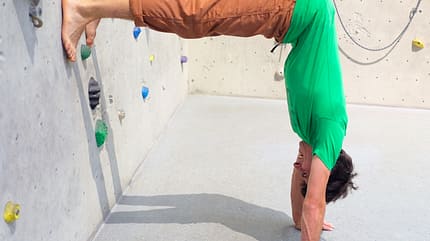 kl-klettern-ein-grad-schwerer-handstand-voruebung-19-04-10-Waldau-mit-Philippe368-copy (jpg) kl-klettern-ein-grad-schwerer-handstand-voruebung-19-04-10-Waldau-mit-Philippe368-copy (jpg)