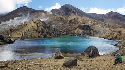 Emerald Lakes:CB1 Tongariro Alpine Crossing with the Emerald Lakes and the Blue Lake