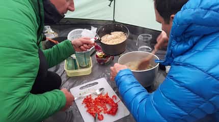 Kochen & Ernährung beim Camping Kochen & Ernährung beim Camping