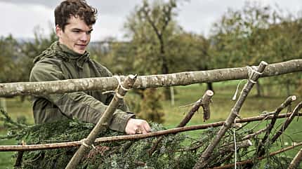 outdoor unterstand selbst gebaut bushcraft outdoor unterstand selbst gebaut bushcraft
