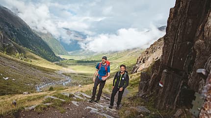 Fabian Weiss,Fabian Weiß,Hiking,Höhenweg,Italien,Italy,Meraner Höhenweg,South Tirol,Südtirol,Wandern Meraner Höhenweg, Heft 2021/01