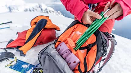 Mountaineering,Skitouring,Antarktis Expedition,Antarctica Expedition,Caro North,Mammut Pro Team Athletin,Haldigrat HS Hooded Jacket Women,Aconcagua Light Hybrid ML Hooded Jacket Women,Haldigrat HD Pants Women,Snow Headband,R.A.S. Nirvana women 35,Wall Rider MIPS Online-Workshop Snow Safety Event, Mammut