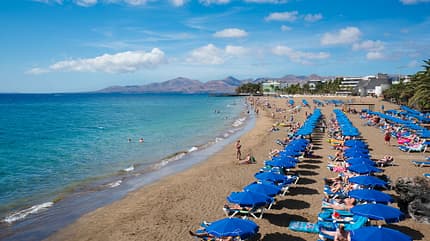Andreas,Andreas Weibel,Andy,Avenida,Canarias,Canary,Fariones,Islands,Lanzarote,Playa Grande,Puerto del Carmen,Tias,arena,beach,coast,fotografia,fotografo,imedia,imediafoto.com,islas,mar,maritimo,palm trees,palmeras,paseantes,paseo,people,photographer,photography,playa,prommenade,sand,tourists,turistas,walk Lanzarote