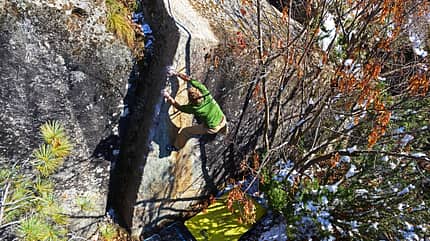 Bouldern indischer Himalaya Rakchham Bouldern indischer Himalaya Rakchham