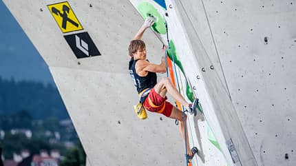 Alex Megos atmet entspannt beim Leadweltcup Innsbruck 2023 Alex Megos atmet entspannt beim Leadweltcup Innsbruck 2023