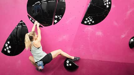 Shauna Coxsey bouldering for Red Bull on starry holds Shauna Coxsey bouldering for Red Bull