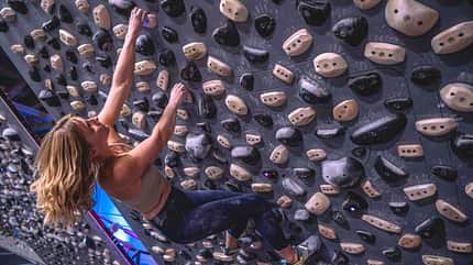 Bouldern am Tensionboard Bouldern am Tensionboard
